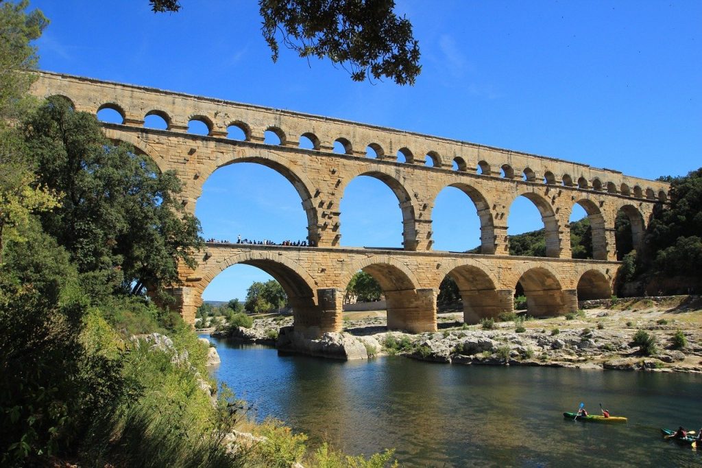 pont du gard, provence, france-533365.jpg